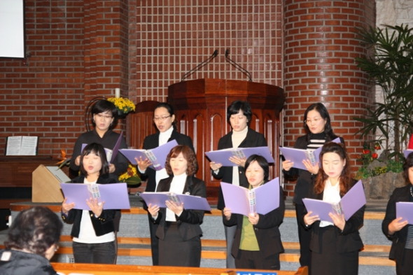 제 9,10,11,12 여전도회 주관예배 - 20111129103914.jpg