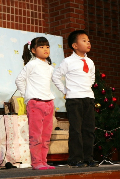 성탄전야축하예배(2011년 12월 24일) - 20111229121109.jpg