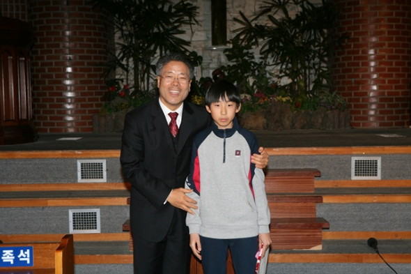 교회학교 수료감사예배(2011년 12월 25일) - 20111229124305.jpg