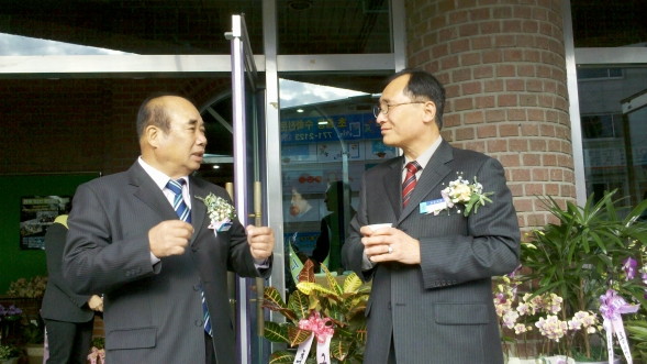 임직식날 !! 사진 몇장 올립니다. - 20101126192620.jpg