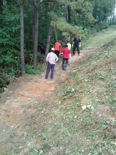 남선교협의회에서 교회 동산 정리 - 20140930221539.jpg