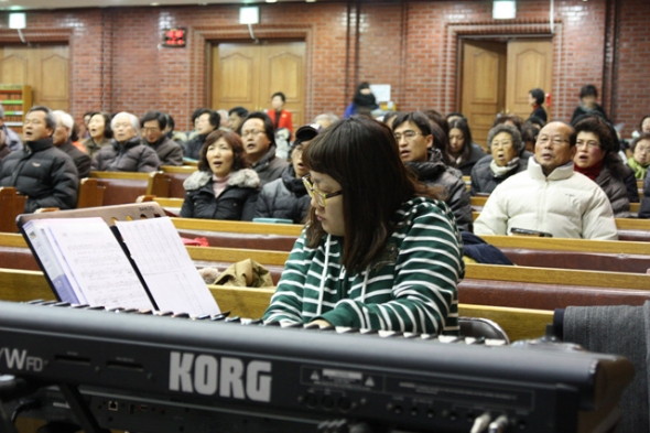 2012년 신년 특별 새벽기도회 - 20120106180055(1).jpg