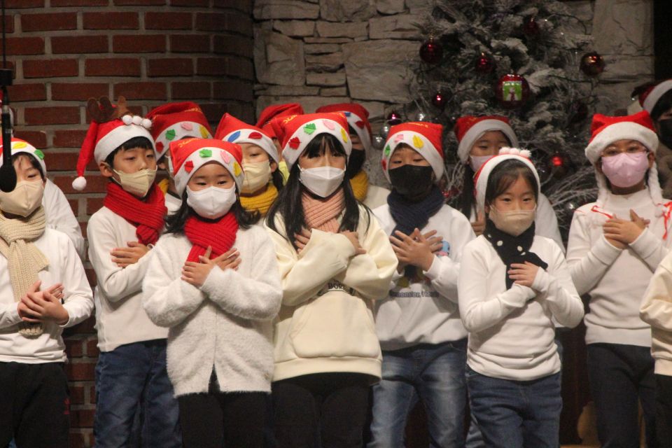 2022 성탄전야축하예배 - IMG_4966.JPG