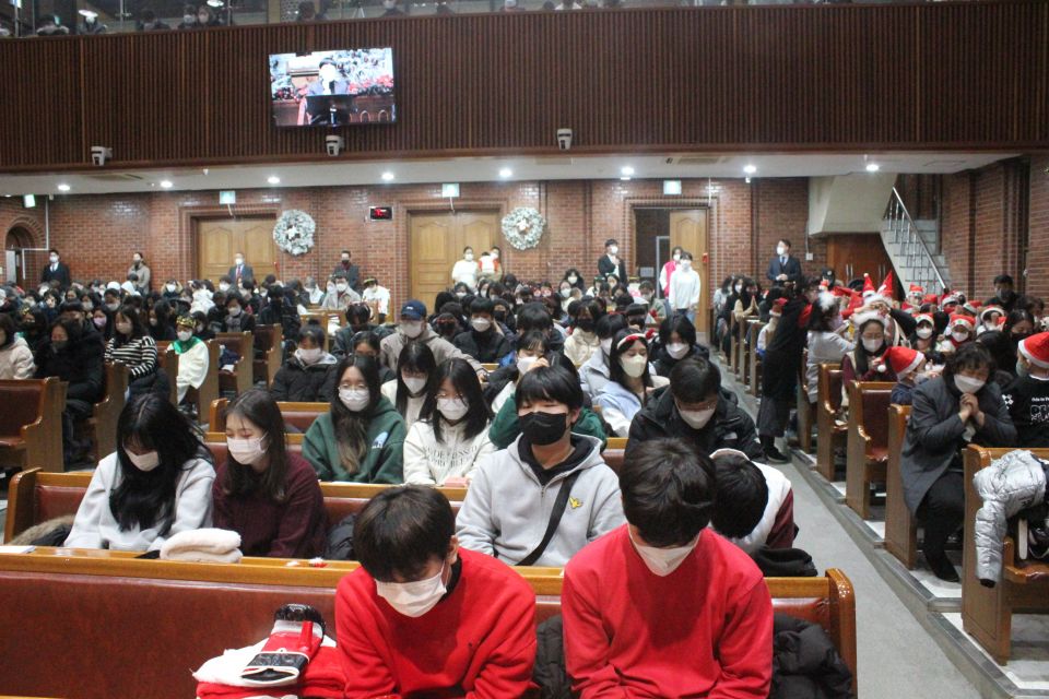 2022 성탄전야축하예배 - IMG_4917.JPG