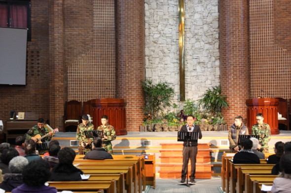 제직수련회(1월 29일, 염산교회 김종익 목사) - 20120207122103.jpg