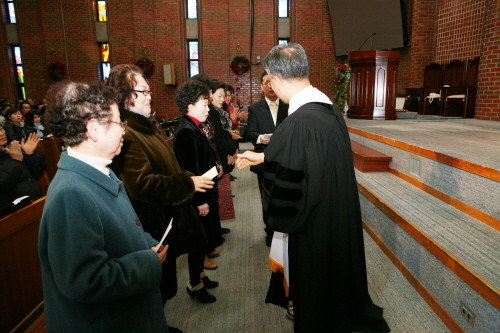 2010년 송년주일 및 수료예배 - 20110104155805(1).JPG