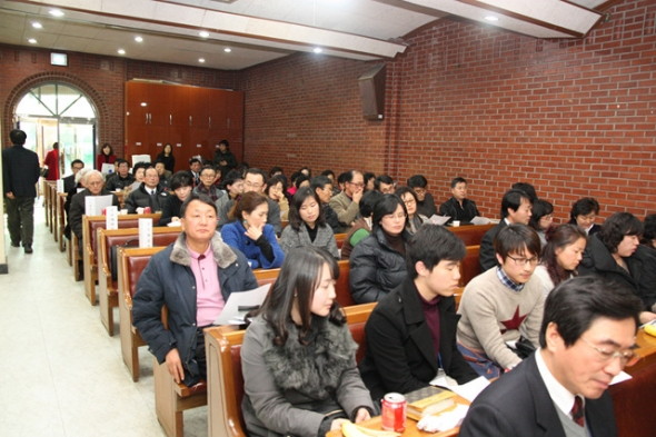 2012년 바나바 사역사 수련회(2월 19일) - 20120222183909(1).jpg