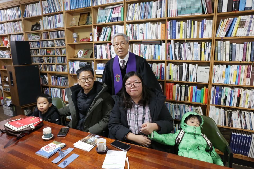 2025-122,123 차동환, 김경미 - 20251221 제122,123호 차동환,김경미(들꽃마을) 액자용.JPG