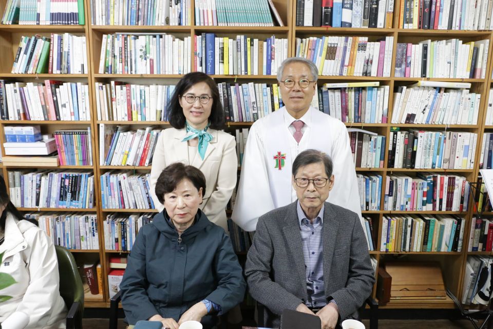 2025-37,38 정종구, 이삼례 - 20250420 제37,38호 정종구,이삼례(과수원마을) 액자용.JPG