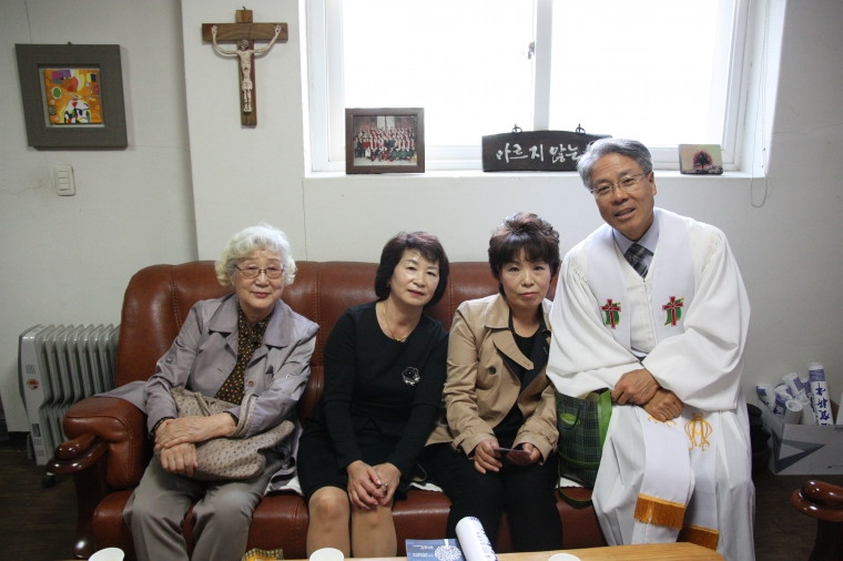 윤금주(제90호) - 윤금주(제90호).JPG