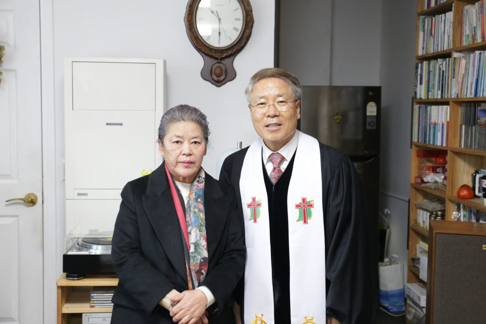 2022-94 윤경심 - 20221120 제94호 윤경심(숲속마을) 액자용.JPG