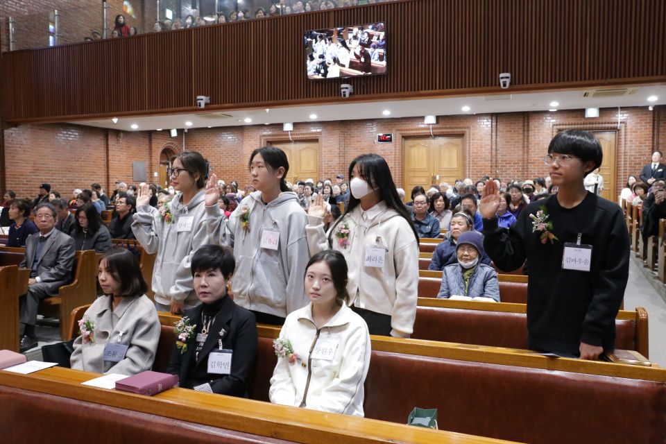 2025 성례주일(세례,입교) - IMG_8633.JPG