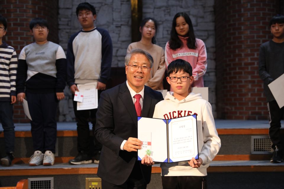 2019 교회학교수료 감사예배 - 9H9A0351.JPG