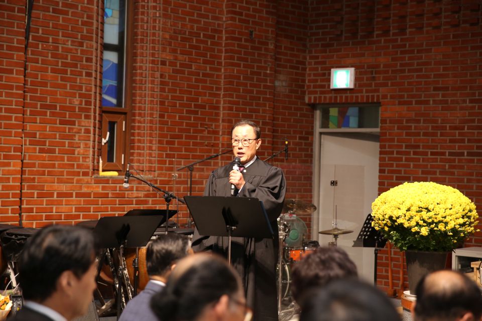 2023 교회설립119주년기념 장로은퇴,장로.안수집사.권사 임직식 - 15.JPG