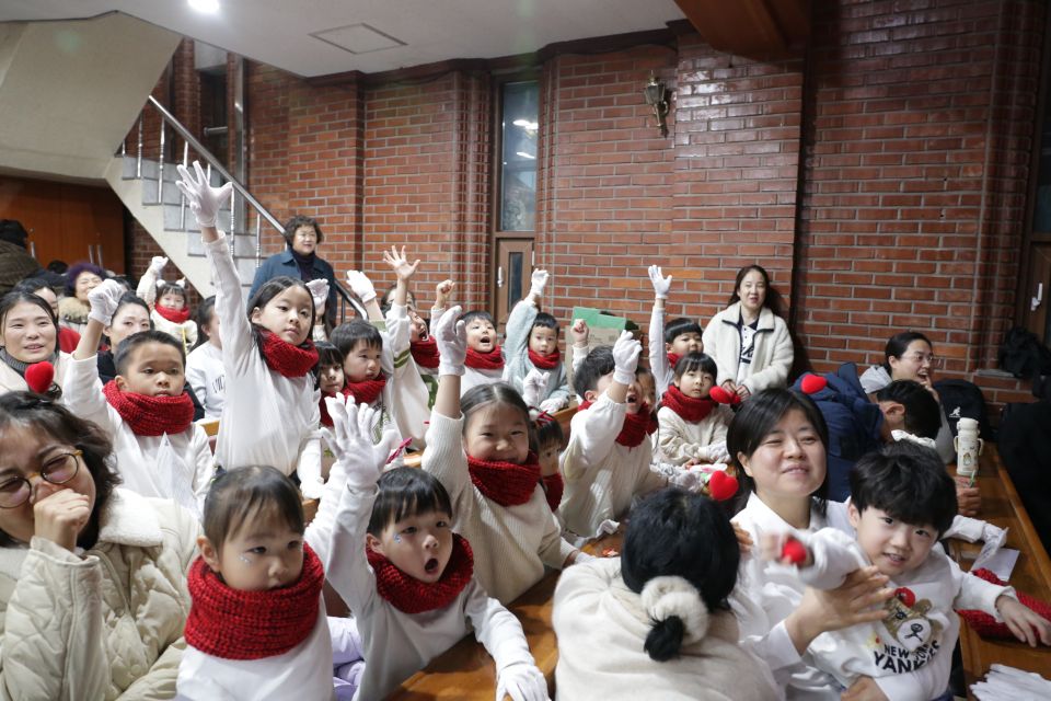 2025 성탄전야축하예배 - IMG_0222.JPG