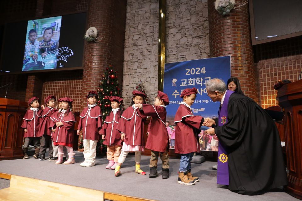 2024 수료감사예배 - IMG_2425.JPG