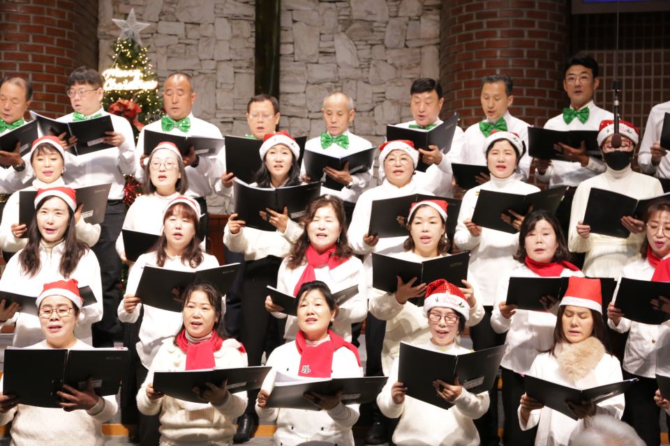 2023 성탄축하음악예배,유아세례식 - 11.JPG