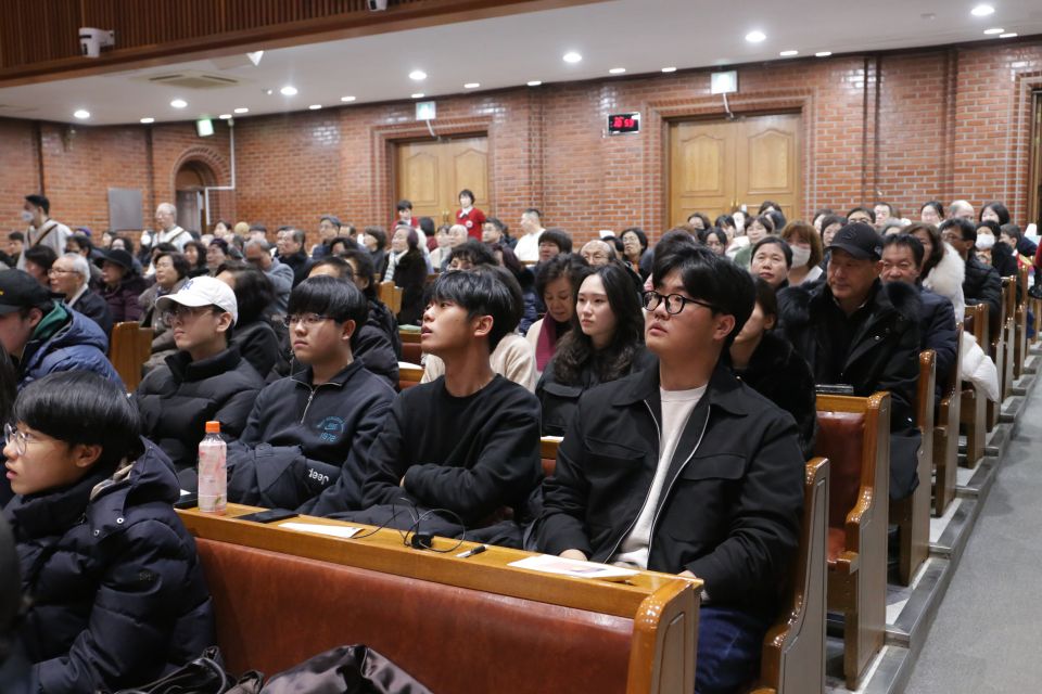 2024-2025 새해맞이감사예배 - IMG_3385.JPG