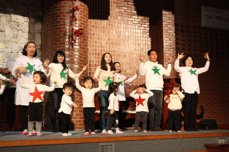 2017성탄전야축하예배 - IMG_4607.JPG