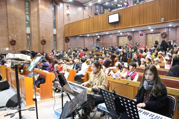 2017성탄전야축하예배 - IMG_4524.JPG