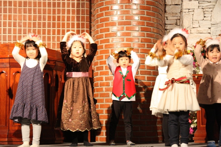 2017성탄전야축하예배 - IMG_4570.JPG