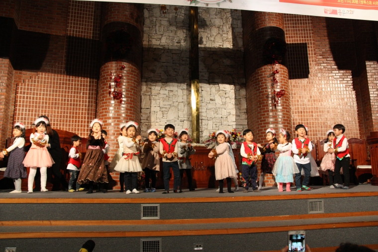 2017성탄전야축하예배 - IMG_4565.JPG