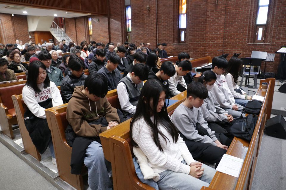 2025 장학금 시상 - IMG_4236.JPG