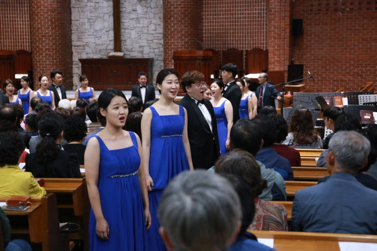 2018년 9월 찬양예배 최훈차콰이어 초청연주 - 2018________146.JPG