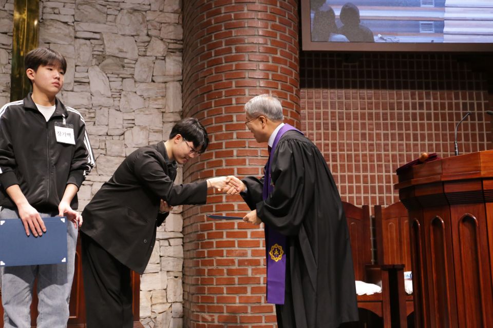 2024 장학금 시상 - 5.JPG