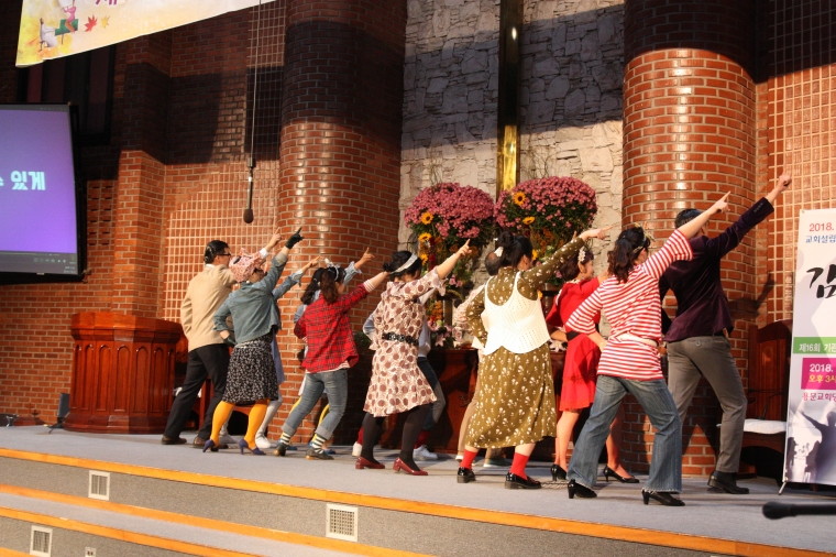 2018년 10월 찬양예배 기관별 찬양대회 - IMG_7017.JPG