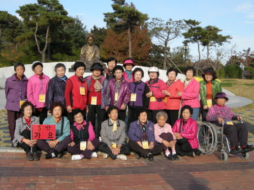 은빛대학 가을 소풍 - 20111104064742(1).JPG