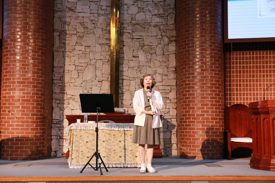 6월 찬양예배 학부모와 자녀, 교사를 살리는 부흥회 - IMG_0327.JPG