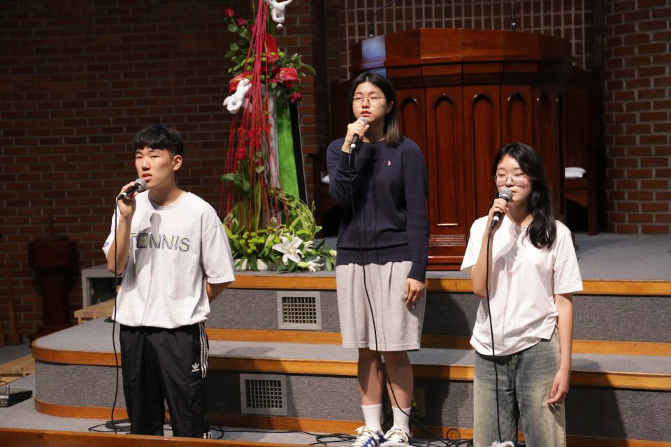 2024 스승의주일(온세대통합예배,교사시상) - 13.JPG