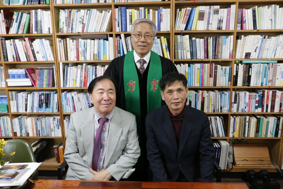 2025-113 심요섭 - 20251109 제113 심요섭(숲속마을) 액자용.JPG