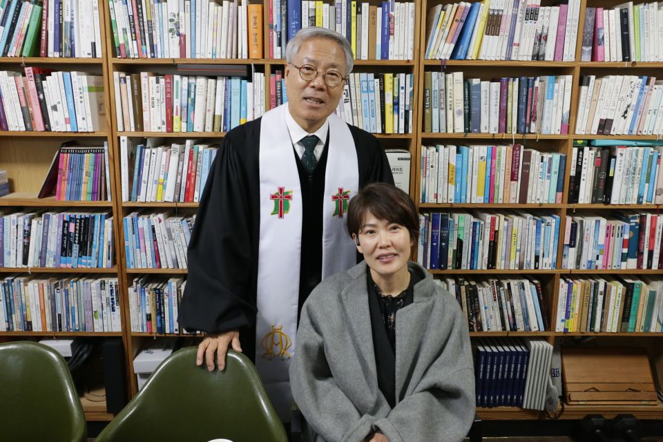 2025-128 김유진 - 20251228 제128호 김유진(숲속마을) 액자용.JPG