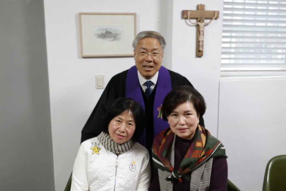 2023-21 심송숙 - 20230312 제21호 심송숙(과수원마을) 액자용.JPG