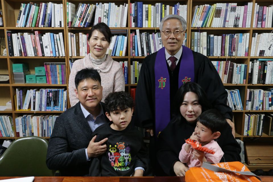 2026-17,18 봉준형, 김나래 - 20260222 제17,18호 봉준형,김나래(숲속마을) 액자용.JPG