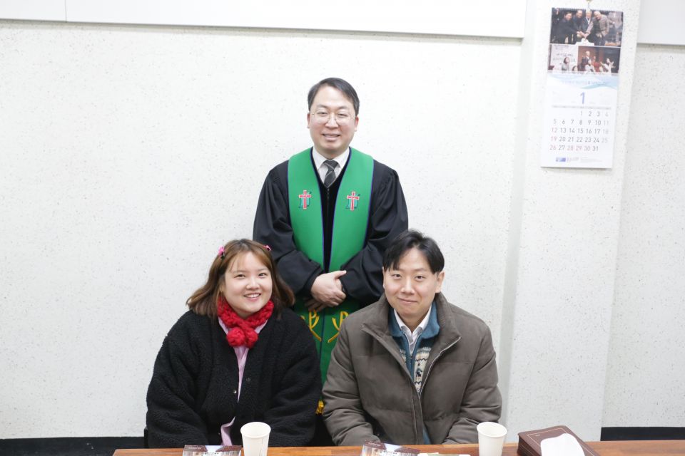 2025-17, 18 오규진, 김다운 - 20250209 제17,18호 오규진,김다운(들꽃마을) 액자용.JPG